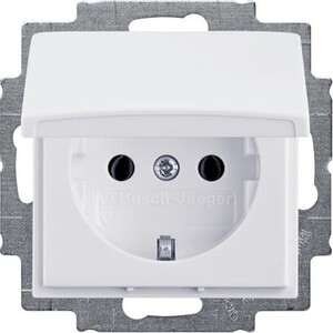 960.96 - Розетка SCHUKO 16А 250В с защитными шторками, с крышкой, серия basic55, цвет альпийский белый