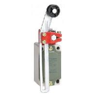 437074 - Выключатель путевой YBLX-P1/120/1U с регулируемой длиной одиночного рычага и ролика (CHINT)