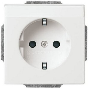 970.32 - Розетка SCHUKO 16А 250В с полем для надписи, серия solo/future, цвет davos/альпийский белый