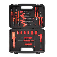 Набор диэлектрического инструмента НИИ-11 серия ПРОФИ для работ под напряжением до 1000 В, стандарт VDE (КВТ)