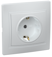 KVARTA Розетка 1-местная с заземлением с защитными шторками 16А кер. РСш10-3-КБ белый GENERICA