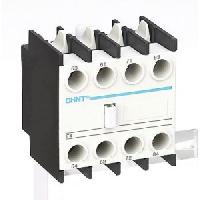 257023 - Приставка фронтальных доп.контактов F4-13 для NC1, NC2 (R) (CHINT)